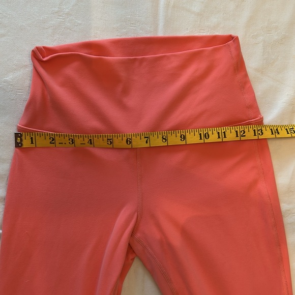 Lululemon Peach Colored Align High Rise Leggings Size 6 - Picture 9 of 9
